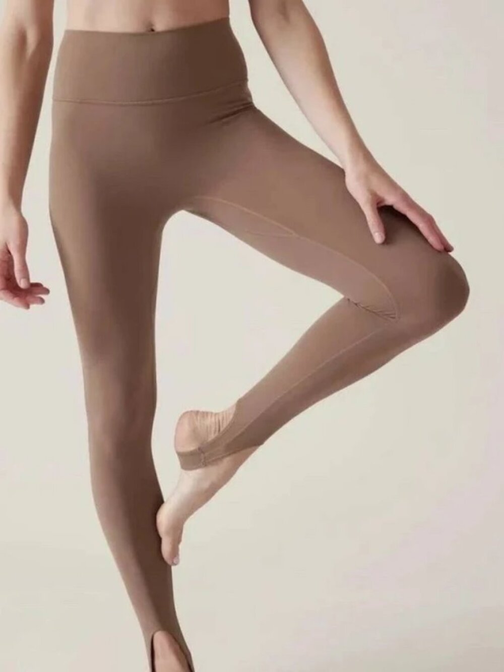 Athleta Transcend High Rise Stirrup Legging Pyrite Size Small